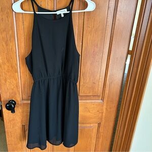 Black Sleeveless Dress